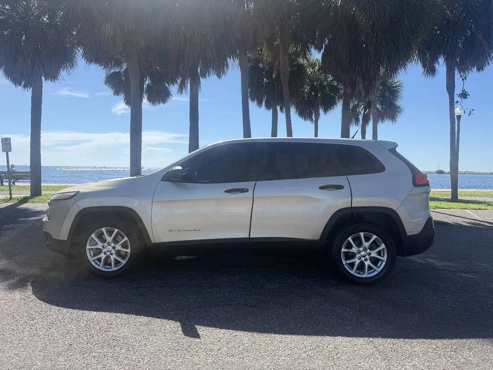 2014 Jeep KL Cherokee - Image 4 of 21