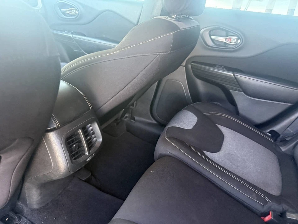 2014 Jeep KL Cherokee - Image 18 of 21