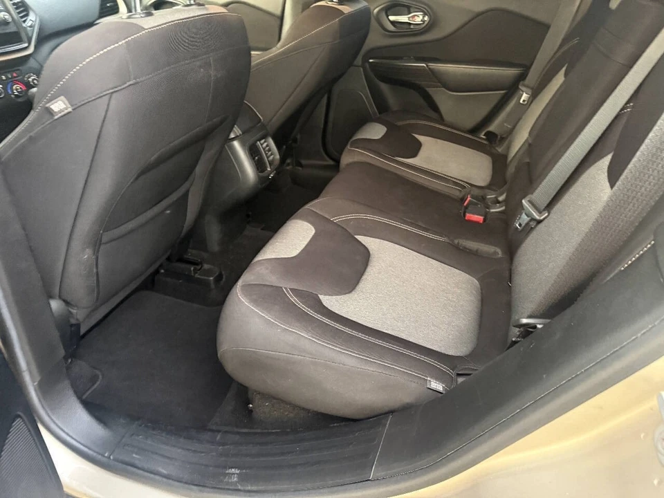 2014 Jeep KL Cherokee - Image 10 of 21