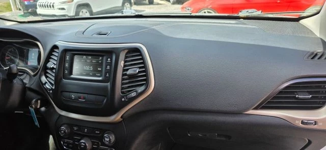 2014 Jeep KL Cherokee - Image 13 of 20