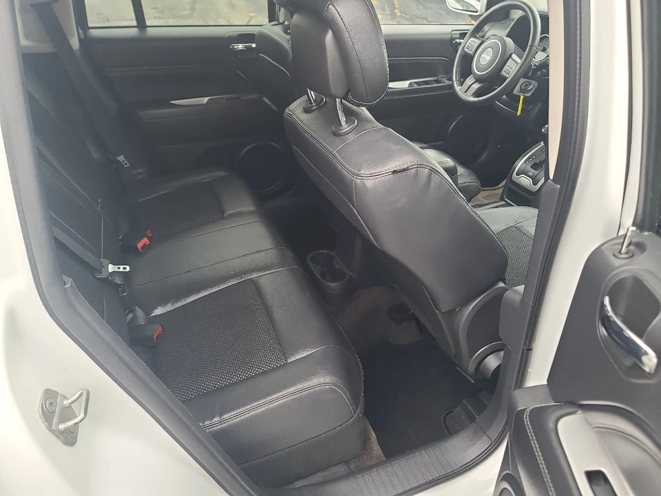 2014 Jeep Compass - Image 13 of 21