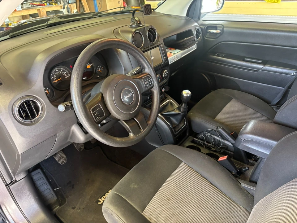 2014 Jeep Compass - Image 15 of 21