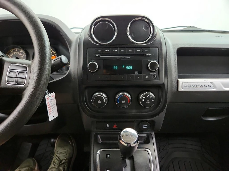 2014 Jeep Compass - Image 18 of 21