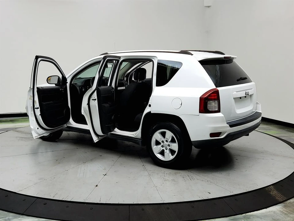 2014 Jeep Compass - Image 12 of 21