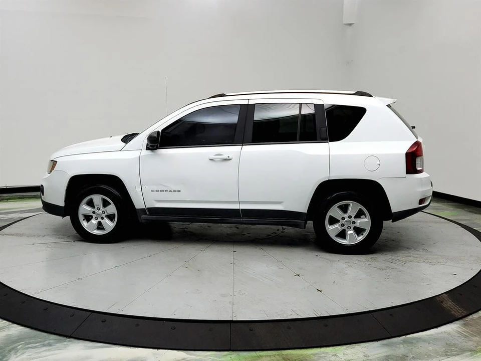 2014 Jeep Compass - Image 8 of 21