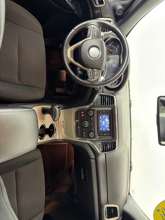 2014 Jeep WK2 Grand Cherokee - Image 25 of 26