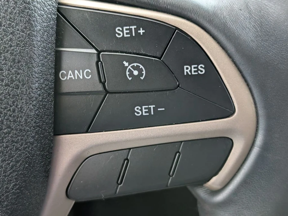 2014 Jeep WK2 Grand Cherokee - Image 13 of 24