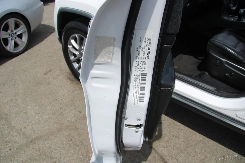 2014 Jeep WK2 Grand Cherokee - Image 11 of 24