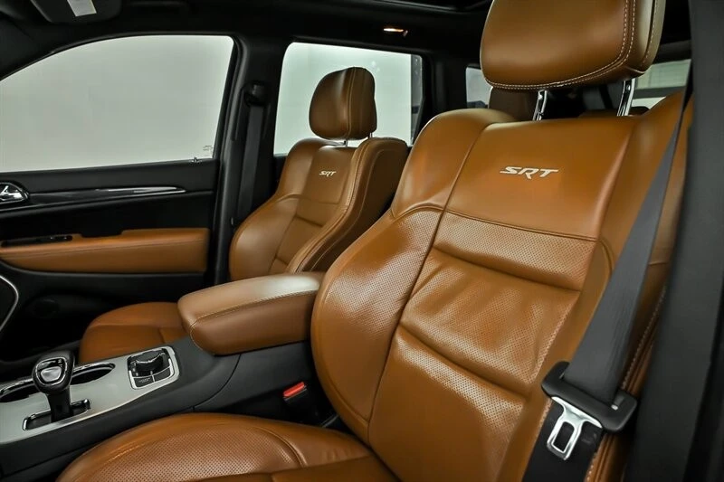 2014 Jeep WK2 Grand Cherokee SRT - Image 16 of 29