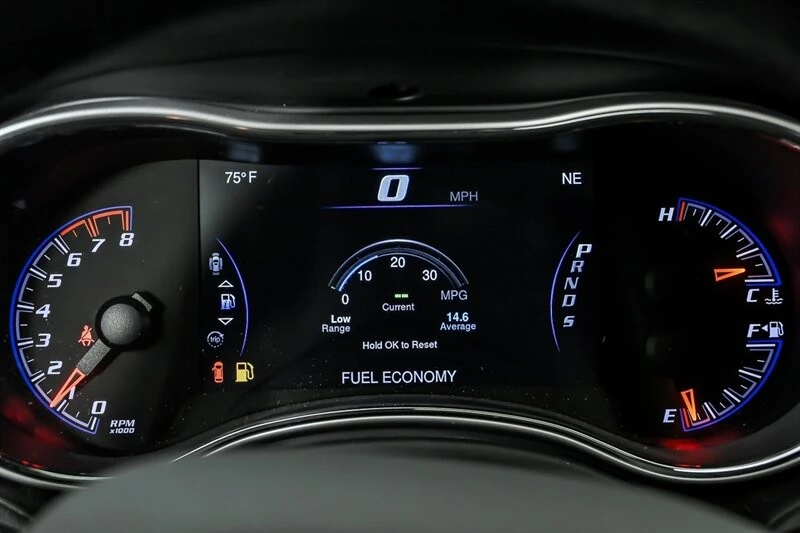 2014 Jeep WK2 Grand Cherokee SRT - Image 21 of 29