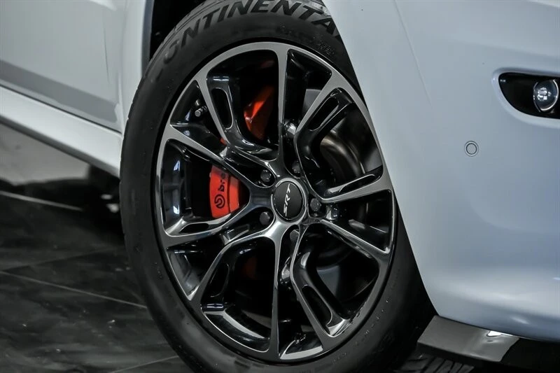 2014 Jeep WK2 Grand Cherokee SRT - Image 3 of 29