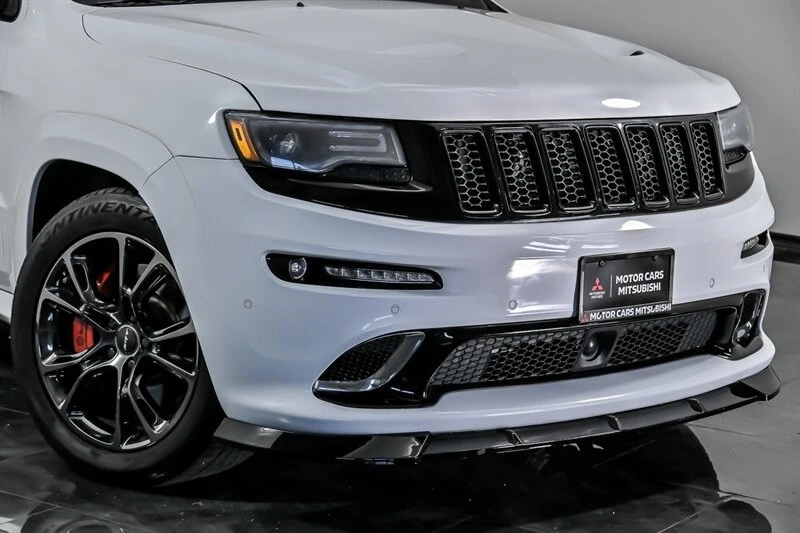 2014 Jeep WK2 Grand Cherokee SRT - Image 2 of 29