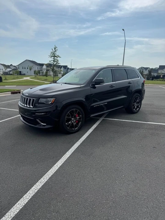 2014 Jeep WK2 Grand Cherokee SRT - Image 2 of 13