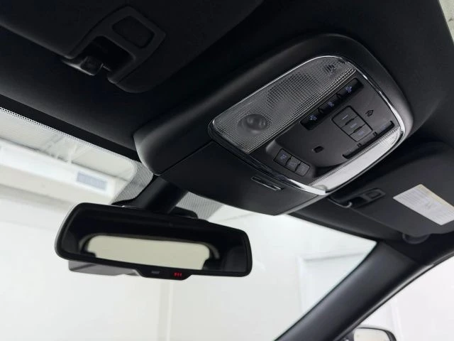 2014 Jeep WK2 Grand Cherokee SRT - Image 27 of 31