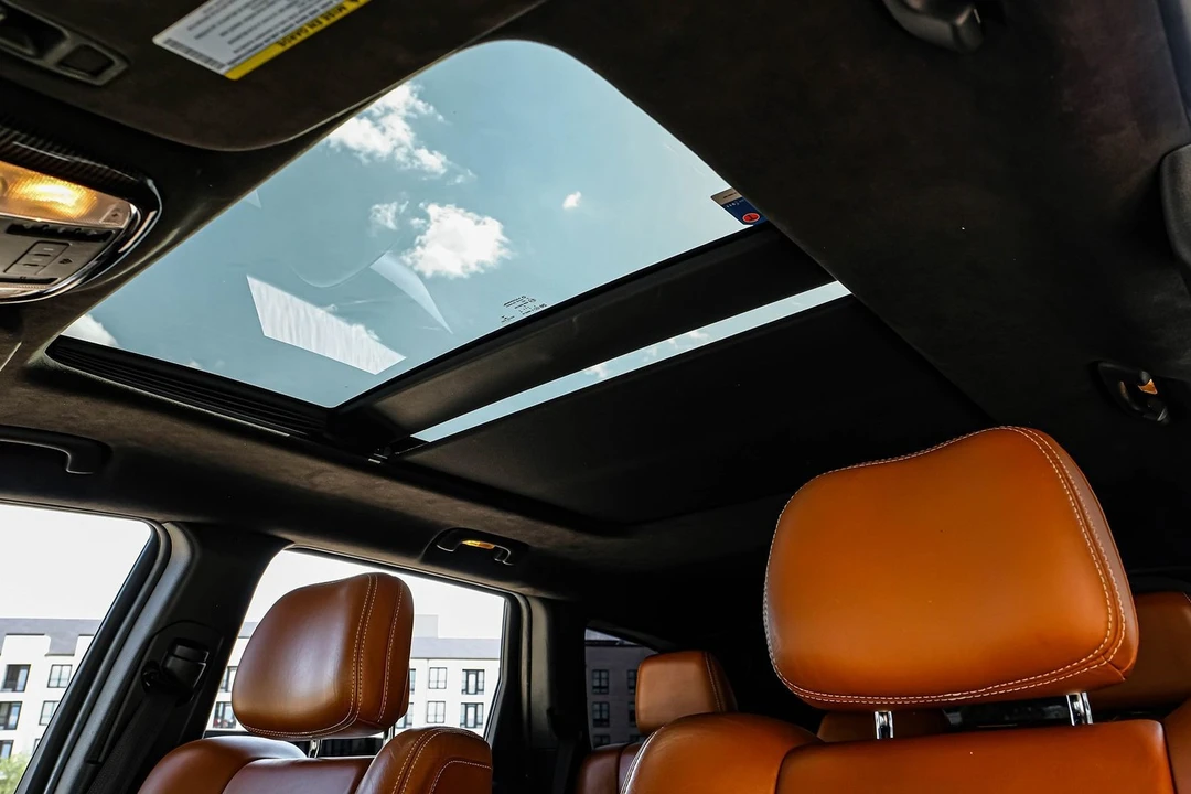 2014 Jeep WK2 Grand Cherokee SRT - Image 6 of 31