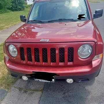 2014 Jeep Patriot Latitude Sport Utility 4D