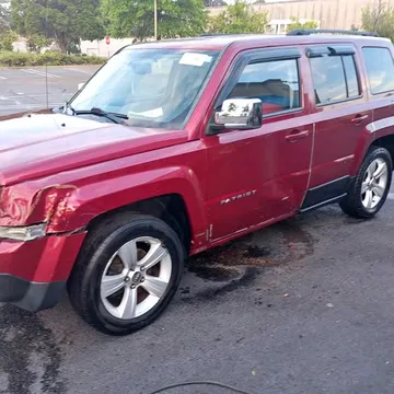 2014 Jeep Patriot Latitude Sport Utility 4D