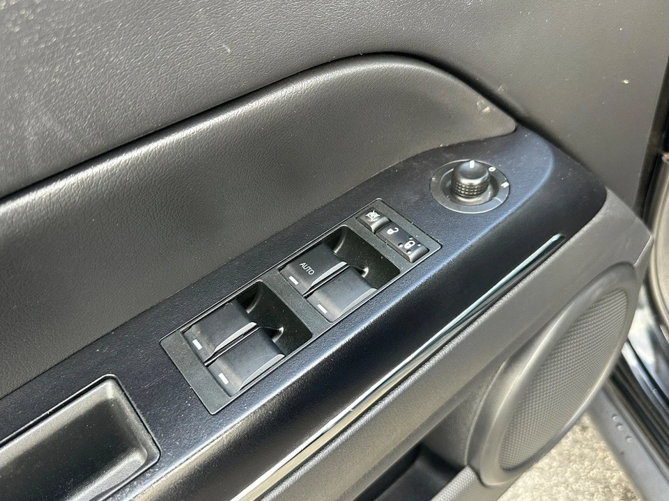 2014 Jeep Patriot - Image 10 of 21