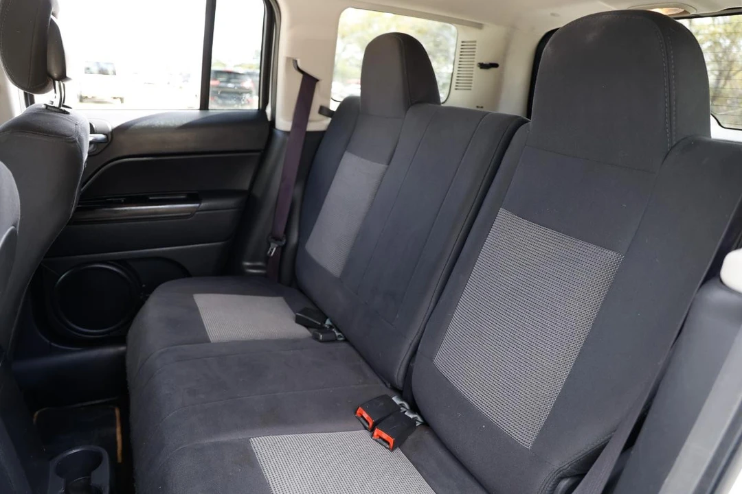 2014 Jeep Patriot - Image 8 of 12