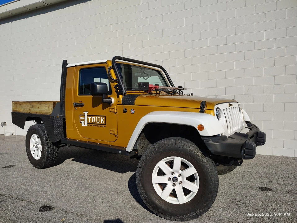 2014 Jeep - Image 8 of 19