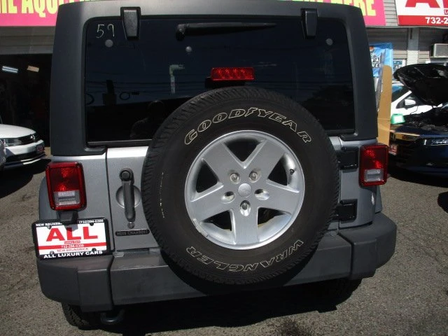 2014 Jeep JK Wrangler - Image 4 of 11