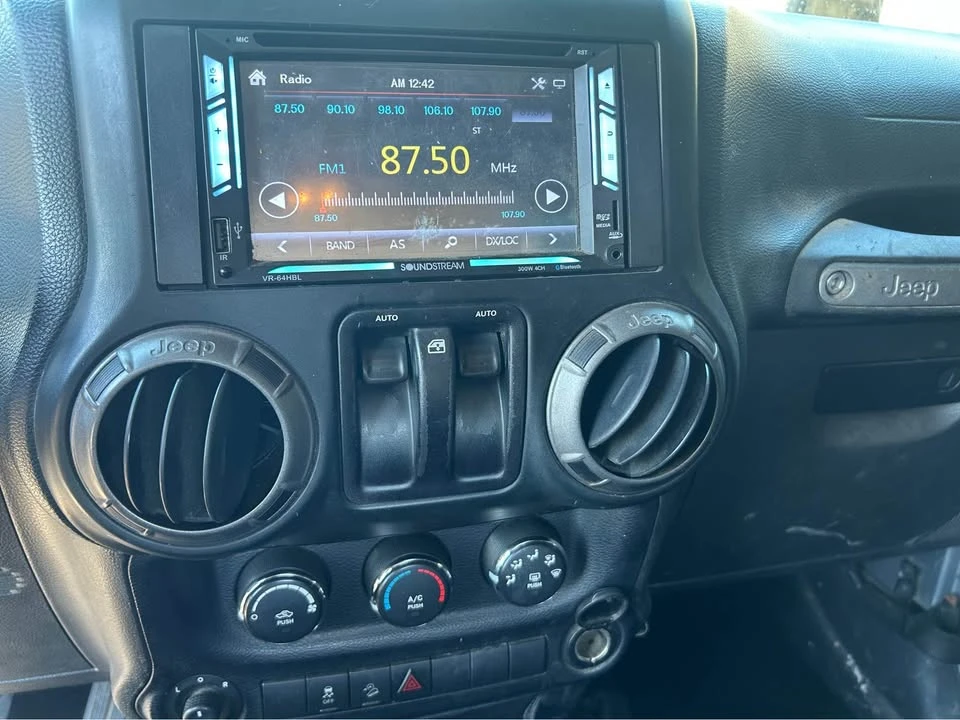 2014 Jeep JK Wrangler - Image 6 of 7