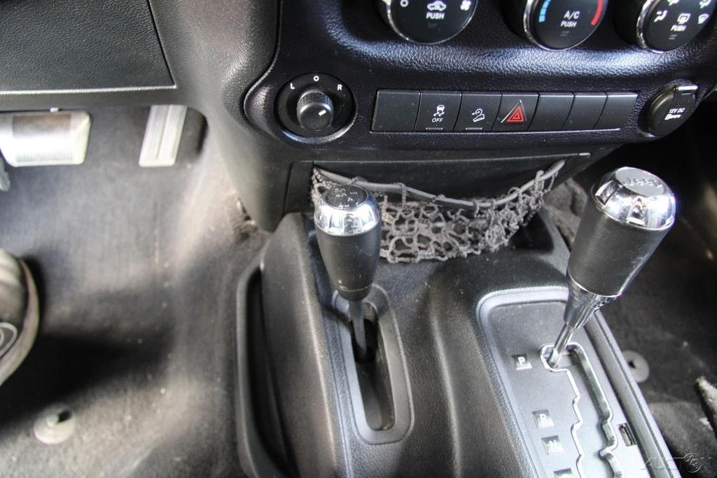 2014 Jeep JK Wrangler - Image 18 of 21