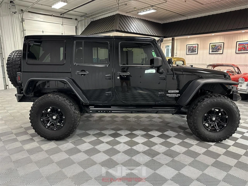 2014 Jeep JK Wrangler - Image 7 of 31