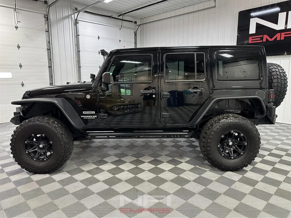 2014 Jeep JK Wrangler - Image 2 of 31