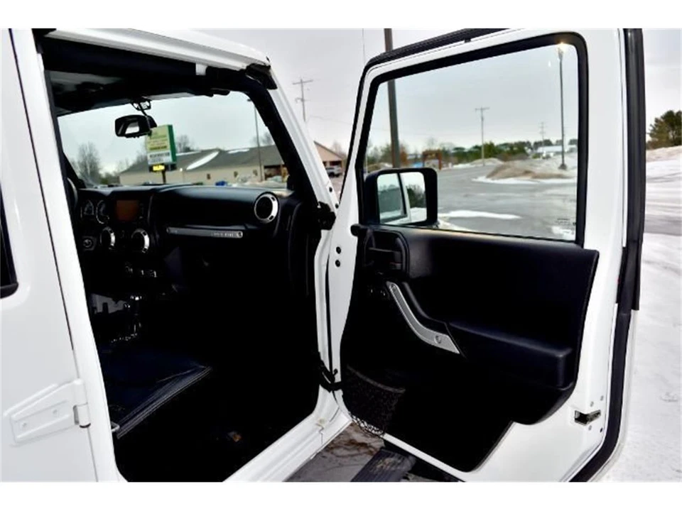 2014 Jeep JK Wrangler - Image 10 of 31