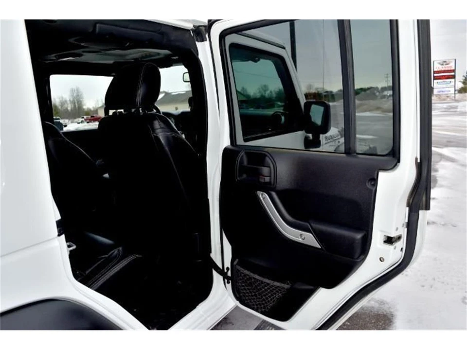 2014 Jeep JK Wrangler - Image 24 of 31