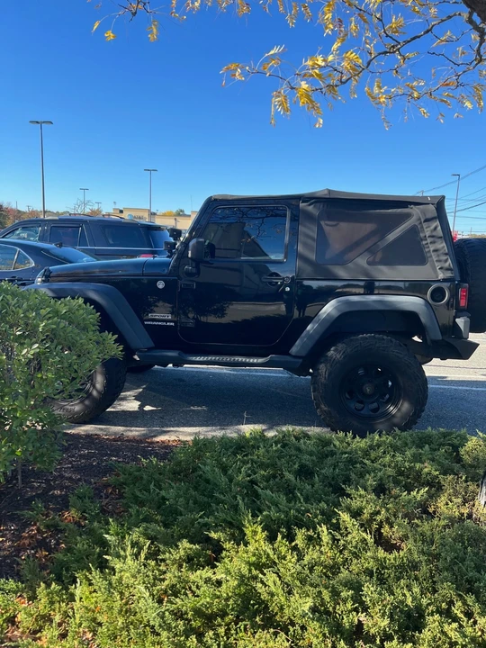 2014 Jeep JK Wrangler - Image 2 of 5
