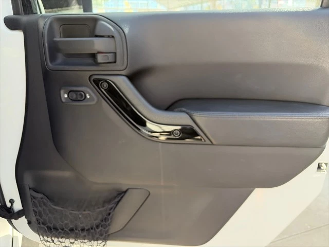 2014 Jeep JK Wrangler - Image 20 of 31