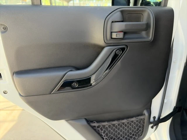 2014 Jeep JK Wrangler - Image 28 of 31