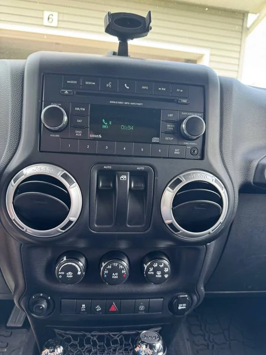 2014 Jeep JK Wrangler - Image 6 of 11