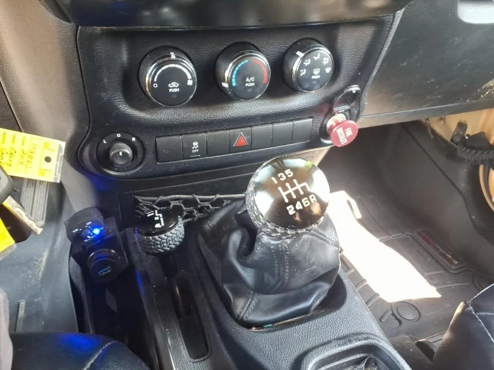 2014 Jeep JK Wrangler - Image 16 of 17