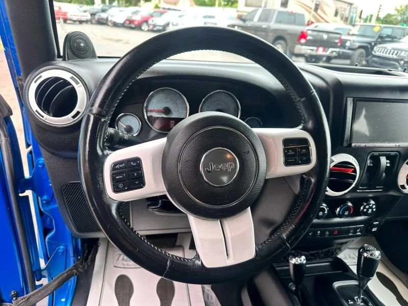 2014 Jeep JK Wrangler - Image 17 of 20