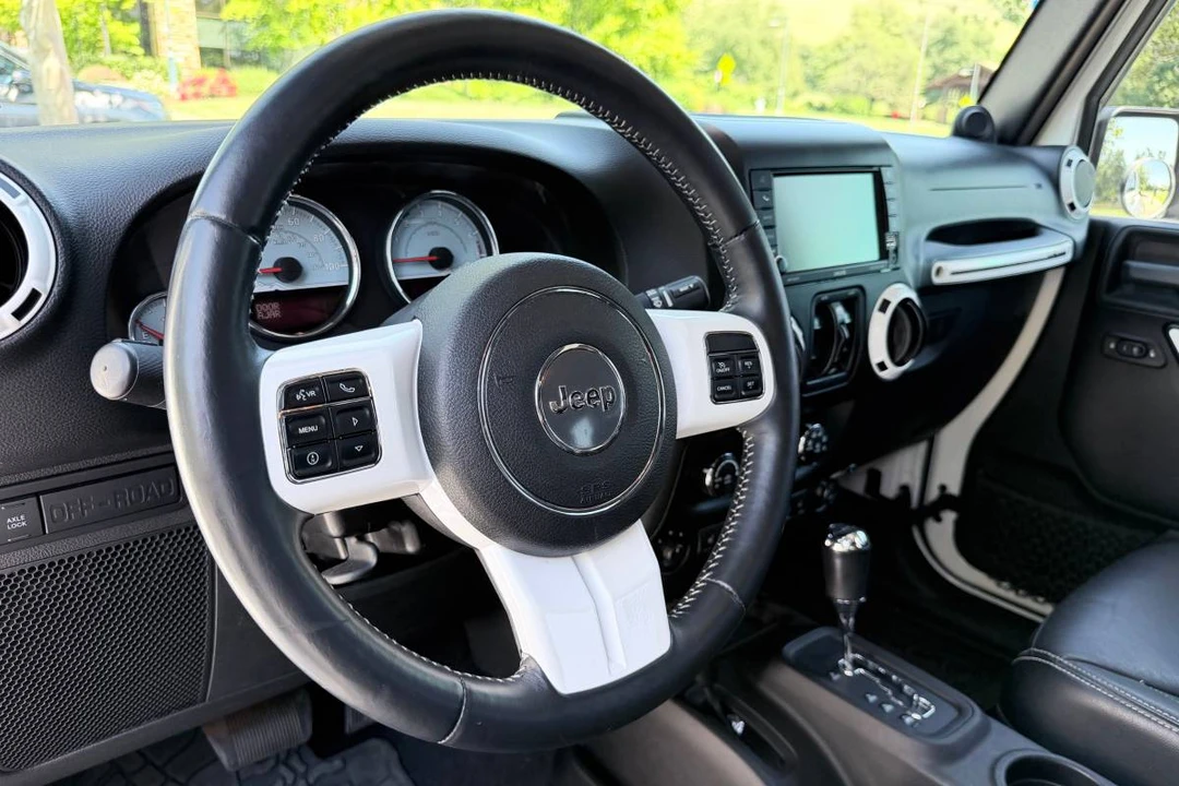 2014 Jeep JK Wrangler - Image 11 of 16