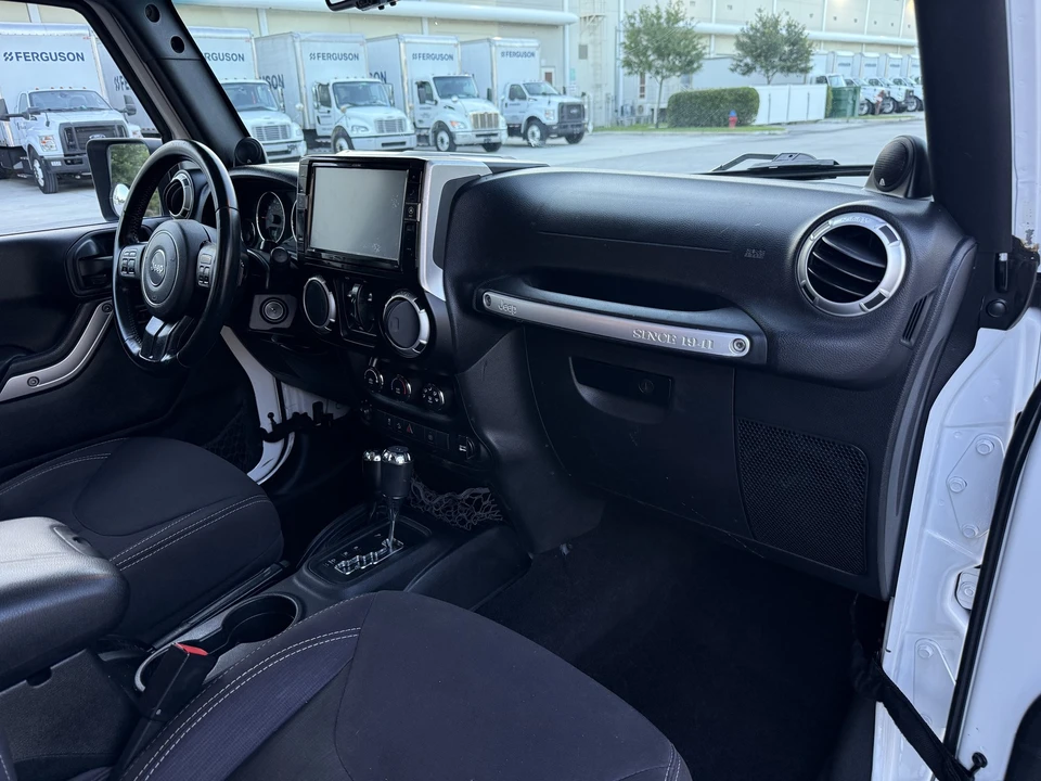 2014 Jeep JK Wrangler - Image 16 of 31