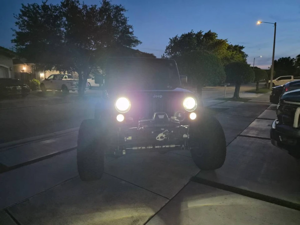 2014 Jeep JK Wrangler - Image 2 of 8