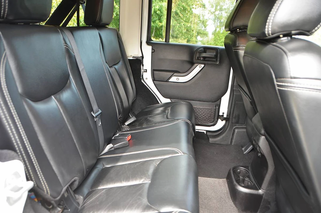 2014 Jeep JK Wrangler - Image 17 of 20