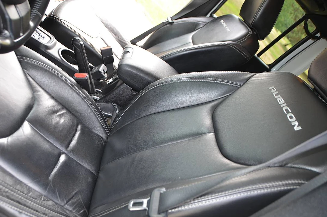 2014 Jeep JK Wrangler - Image 16 of 20