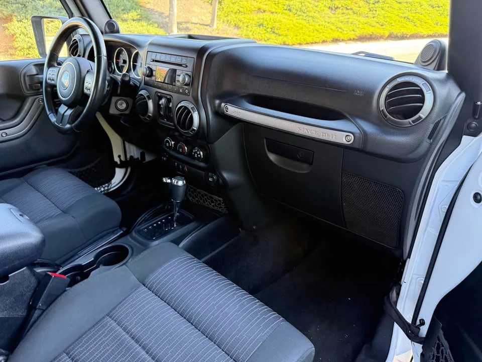 2014 Jeep JK Wrangler - Image 17 of 20