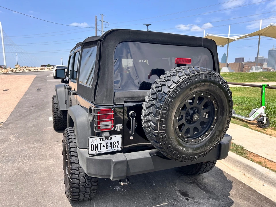 2014 Jeep JK Wrangler - Image 21 of 31