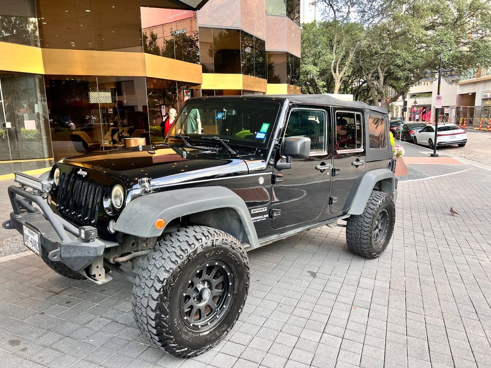 2014 Jeep JK Wrangler - Image 29 of 31