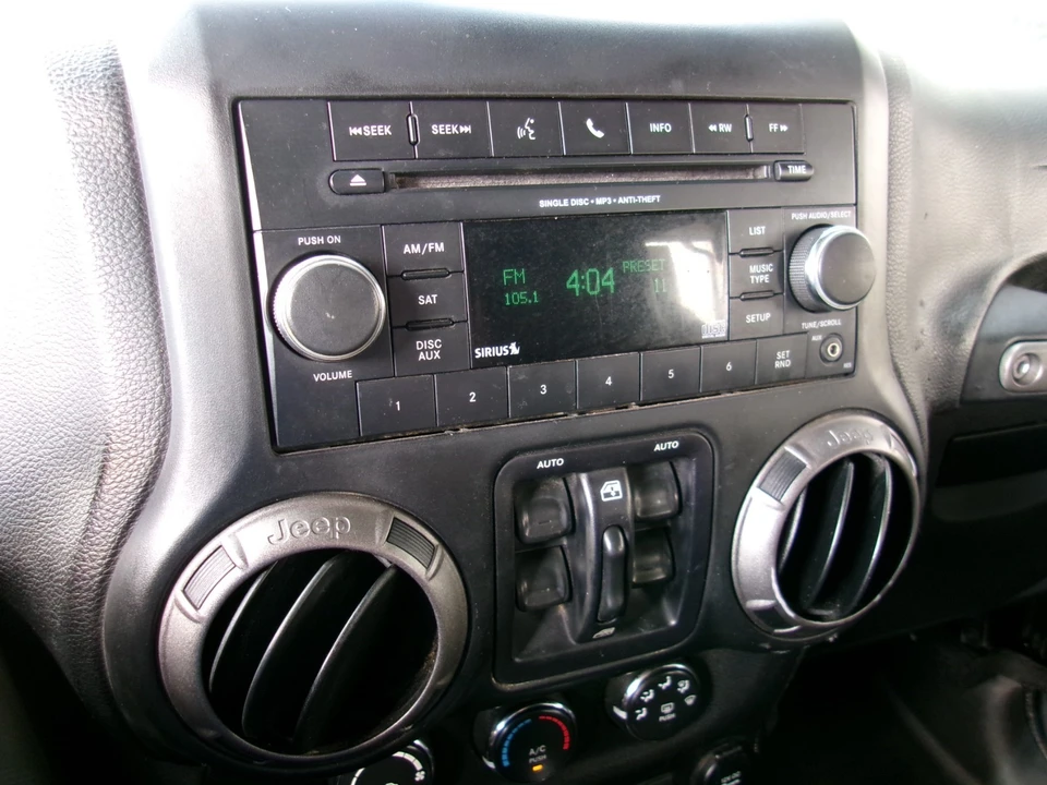 2014 Jeep JK Wrangler - Image 18 of 20