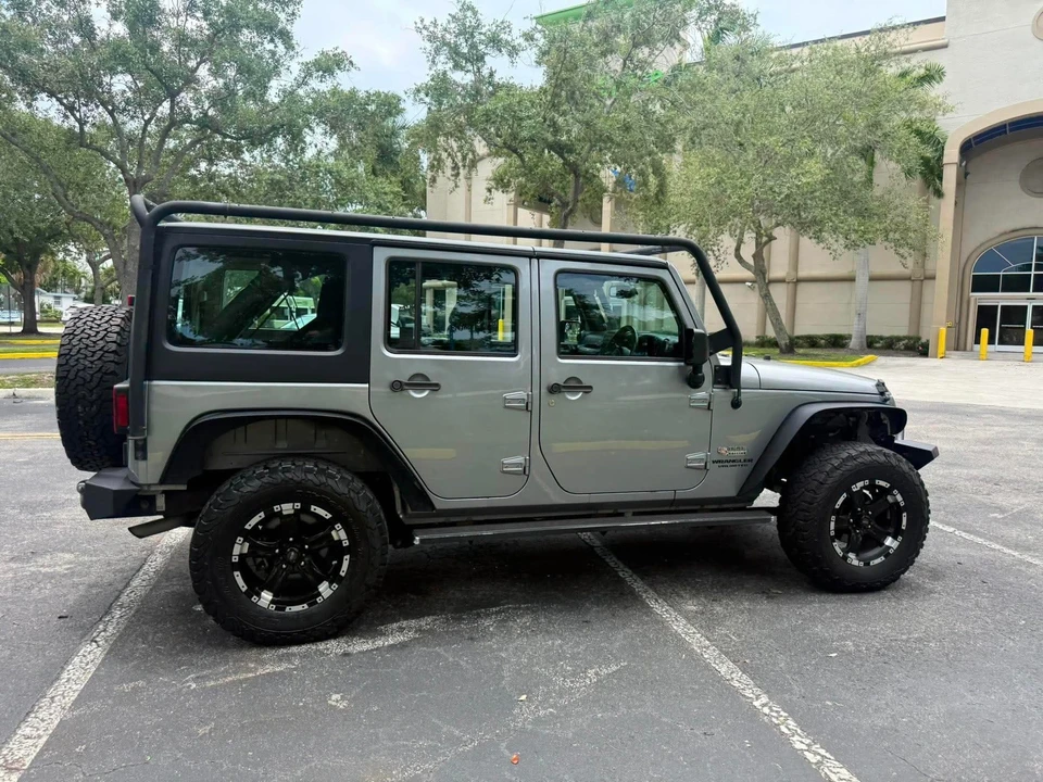 2014 Jeep JK Wrangler - Image 19 of 31
