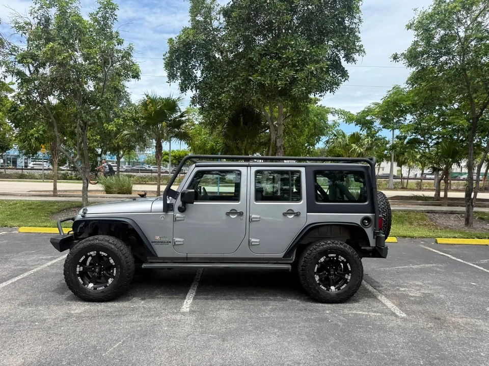 2014 Jeep JK Wrangler - Image 23 of 31