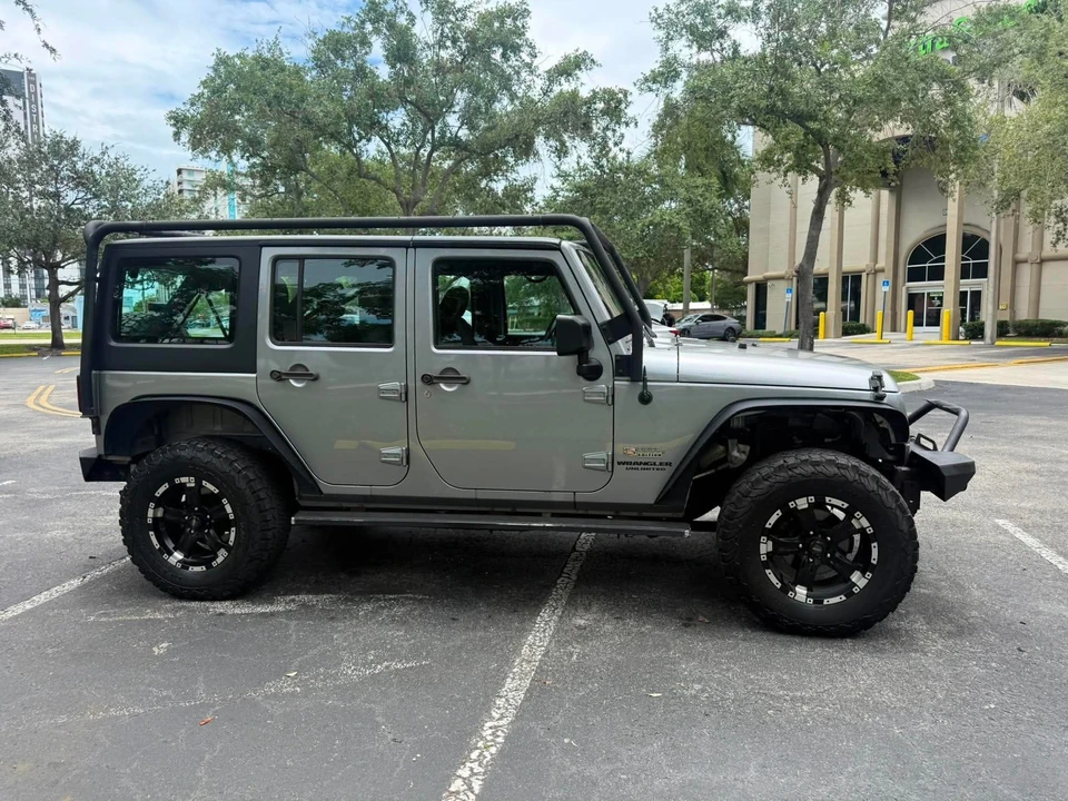 2014 Jeep JK Wrangler - Image 25 of 31