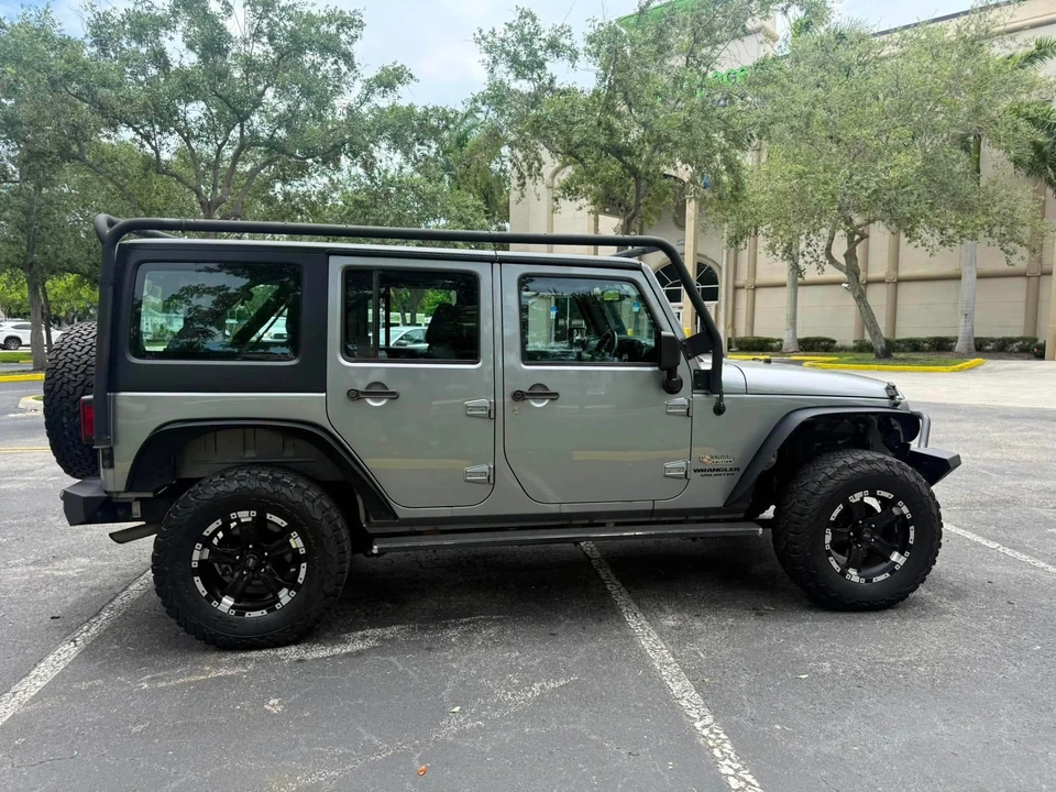 2014 Jeep JK Wrangler - Image 14 of 31